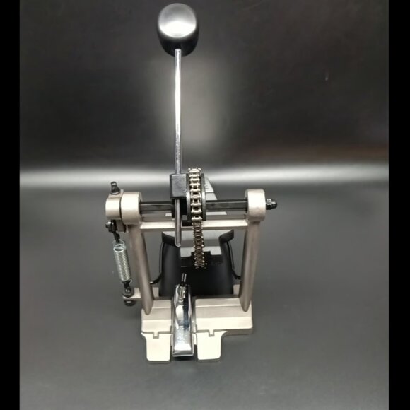 “SIMMONS” Drum Pedal w/ Mallet. Pre Owned/ Excellent Condition - Picture 4 of 4